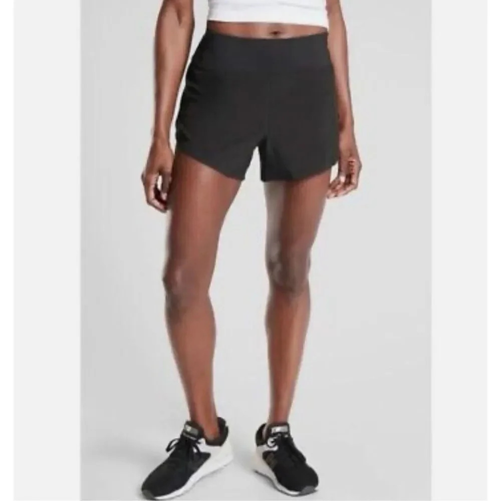 ATHLETA |βRun With It Solid Black Running Shorts Reflective 3.5" Short | Size 1X